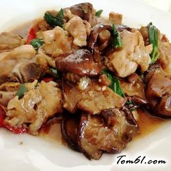 香菇蚝油焖鸡肉的做法