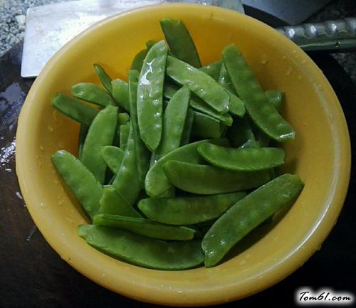 【腊肠炒荷兰豆】