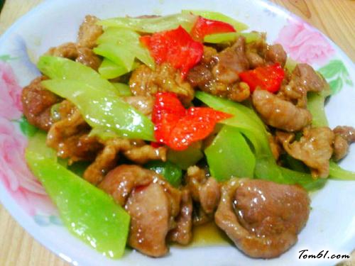 【莴笋小炒肉】