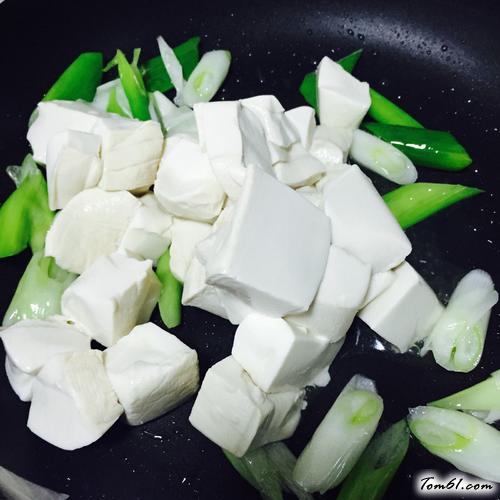 【大葱炒豆腐】