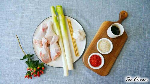 【大葱煎鸡肉串】