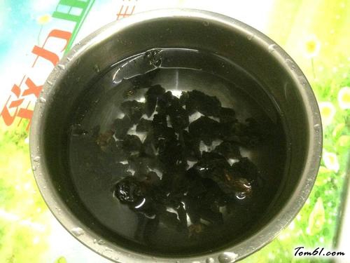 【木耳荷兰豆炒鸡蛋】