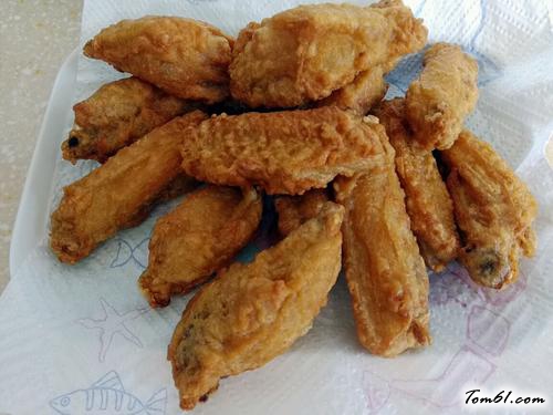 【劲辣香酥鸡翅】