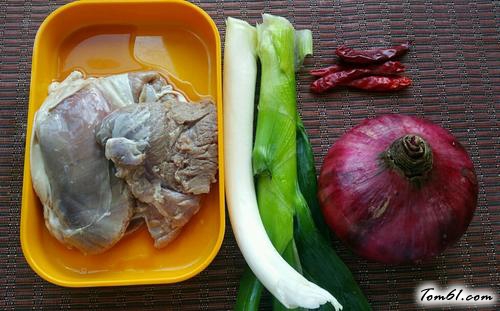 【双葱爆羊肉】