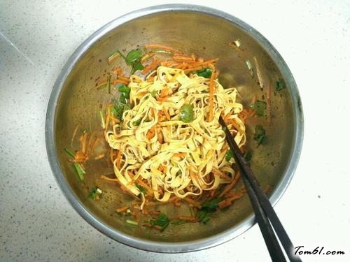 【酸辣千张丝】