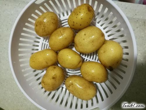 【麻辣小土豆】