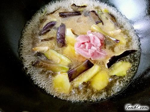 【东北版土豆炖茄子】