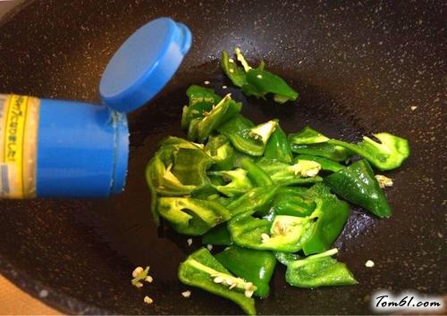 【尖椒炒鸡蛋】