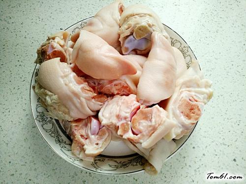 【啤酒焖猪蹄】