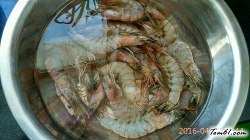 【家常油爆虾】