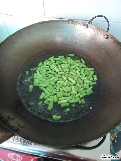 【四季豆炒鸡蛋】