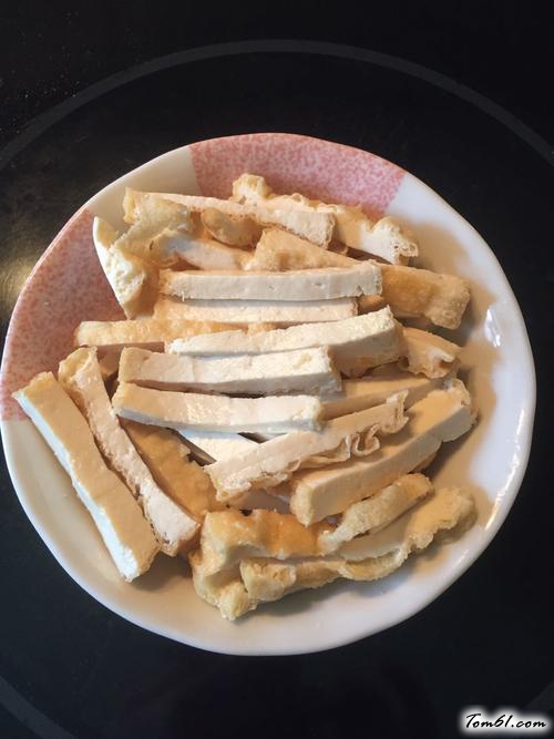 【素菜炒红薯粉丝】