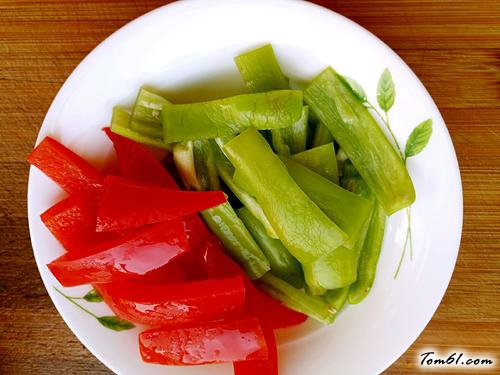 【肉段烧茄子】