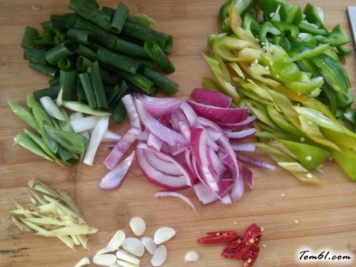 【猪肝炒青椒】