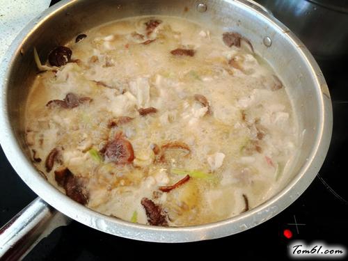 【香菇蚝油焖鸡肉】