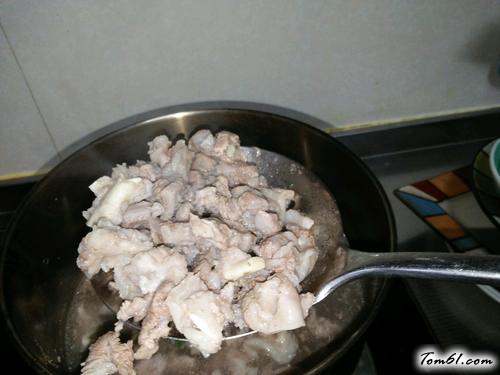 【羊肉炖土豆】