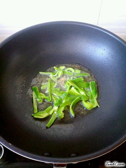 【辣炒打糕条】