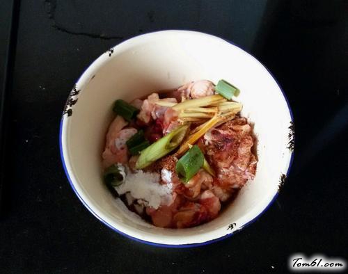 【香辣土豆炒鸡块】