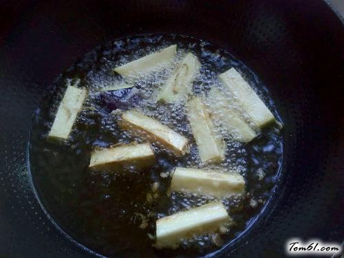 【肉末烧茄子】