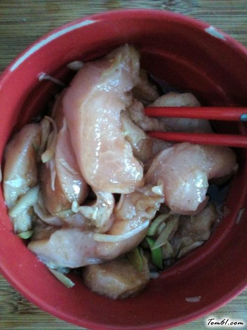 【五香炸鸡肉】