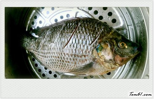 【秘制罗非鱼】