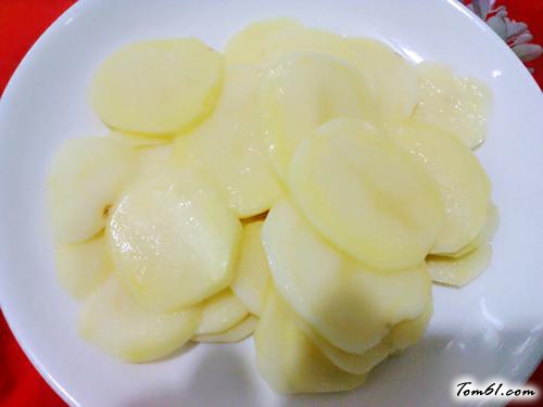 【土豆回锅肉】