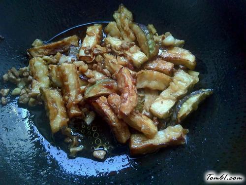 【肉末烧茄子】