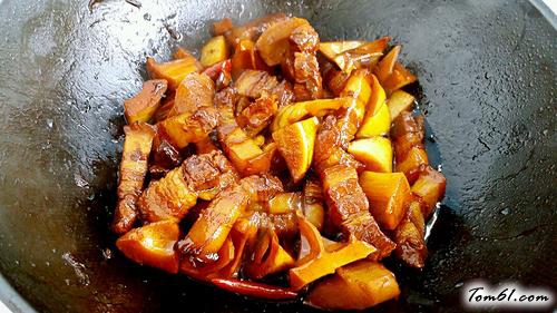 【春笋红烧肉】