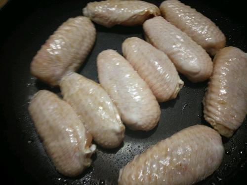【豉油鸡翅】