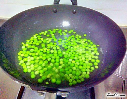 【肉末炒豌豆】