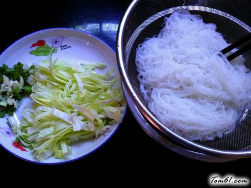 【包心菜炒粉丝】