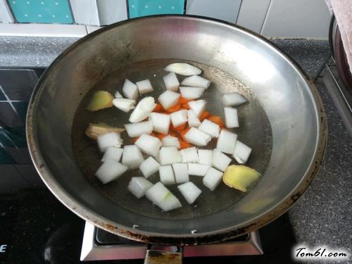 【汤圆蔬菜羹】