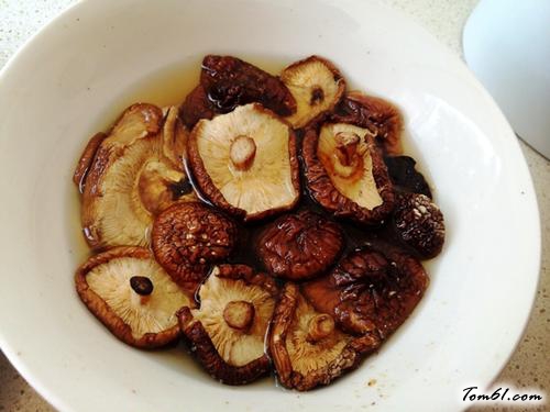 【香菇蚝油焖鸡肉】