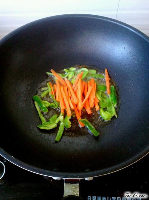 【辣炒打糕条】