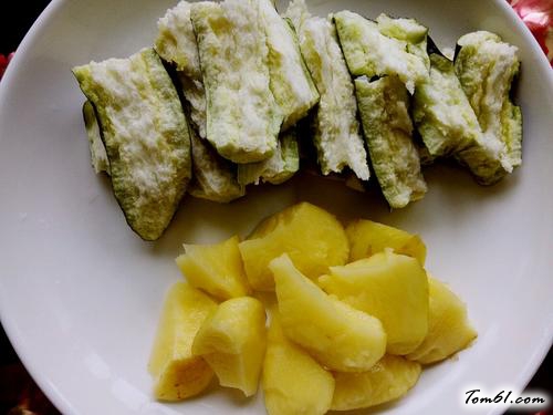 【东北版土豆炖茄子】