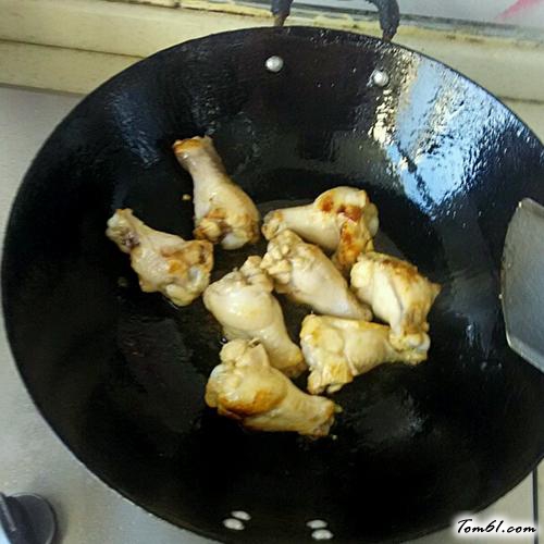 【蒜香鸡翅根】