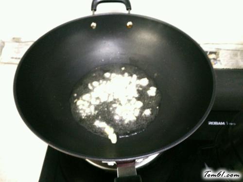 【香芹炒腐竹】