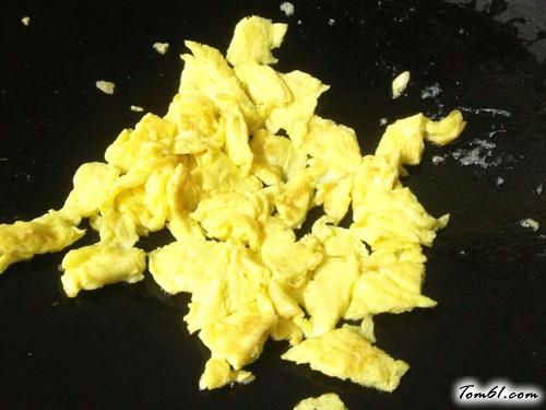 【木耳荷兰豆炒鸡蛋】