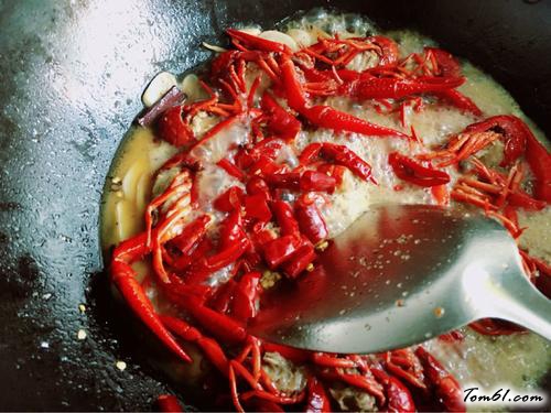 【啤酒闷小龙虾】