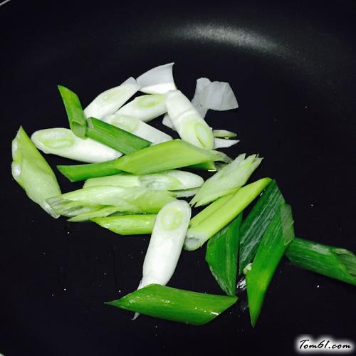 【大葱炒豆腐】