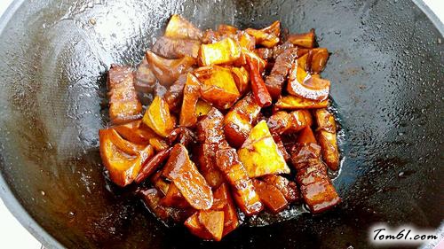 【春笋红烧肉】