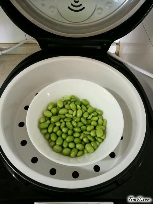 【酸菜毛豆炒肉末】