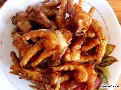 【红烧香辣鸡爪】