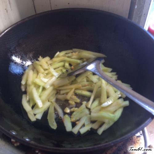 【香辣西瓜皮】