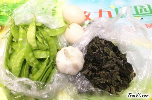 【木耳荷兰豆炒鸡蛋】