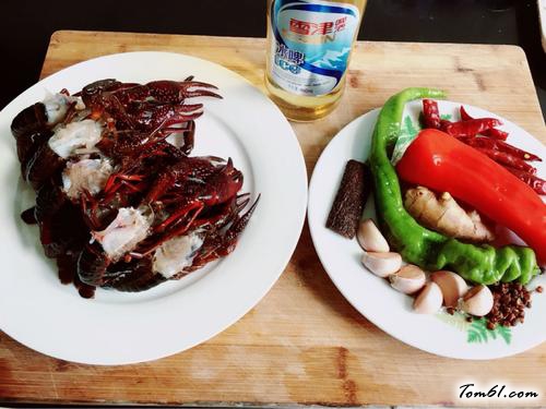 【啤酒闷小龙虾】