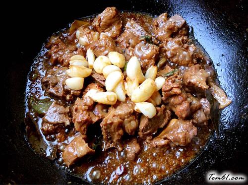 【蒜香烧排骨】