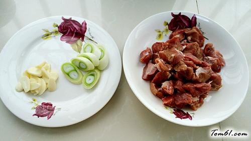 【番茄羊肉块】