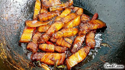 【春笋红烧肉】