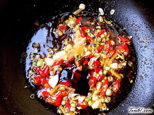 【红烧香辣鸡爪】